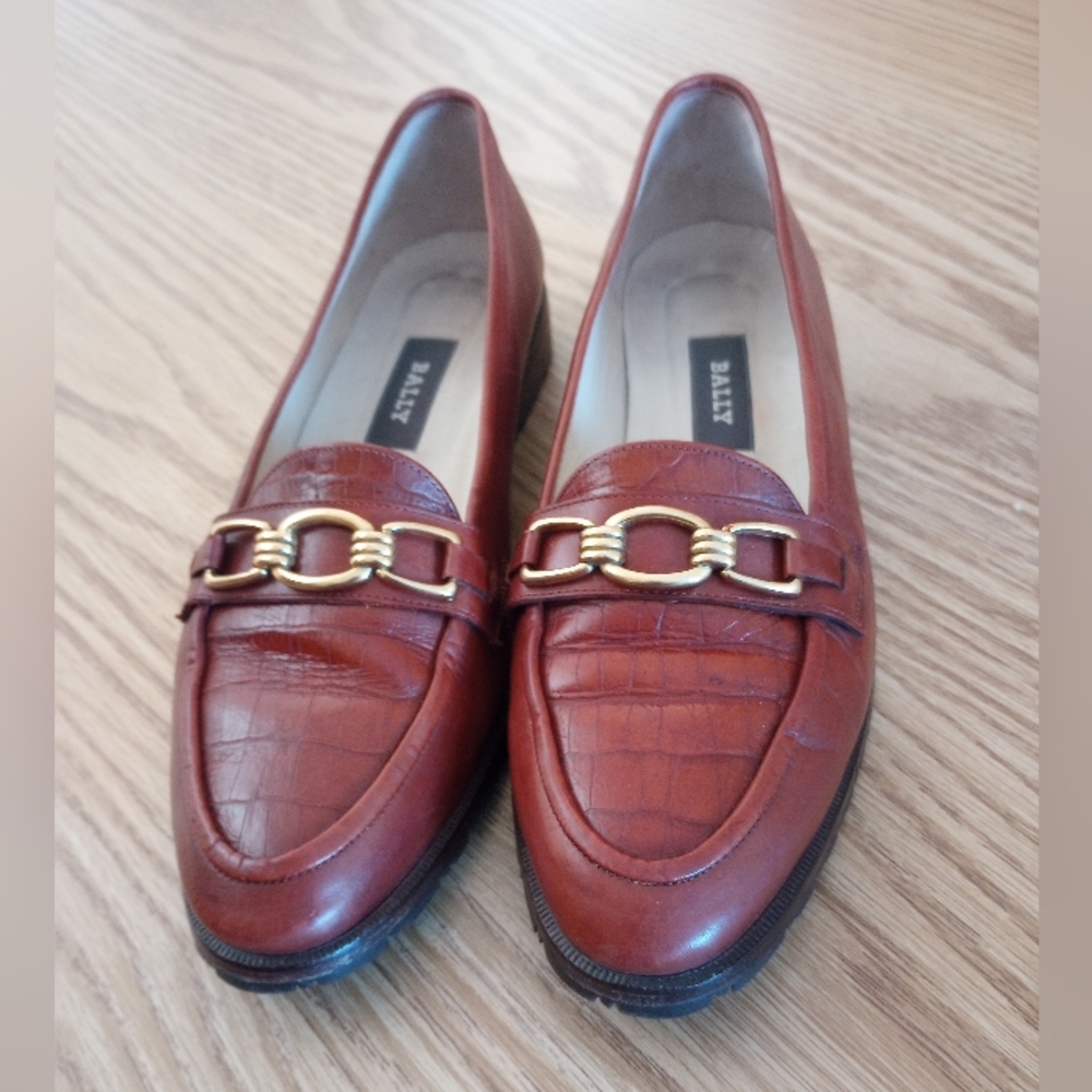 Bally Tiffany Cognac Italian Leather Loafers Gold Accent Preppy Old Money 8.5 M - Picture 2 of 12